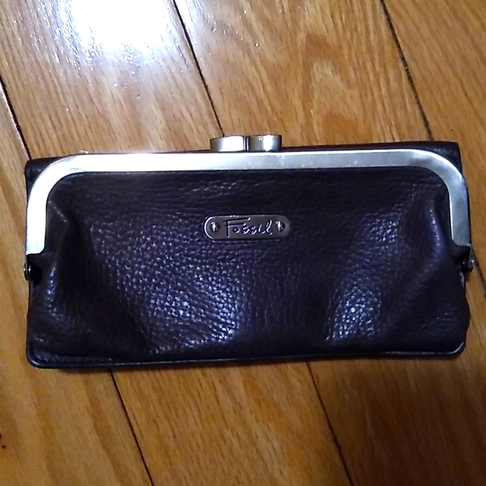 Fossil brown leather wallet